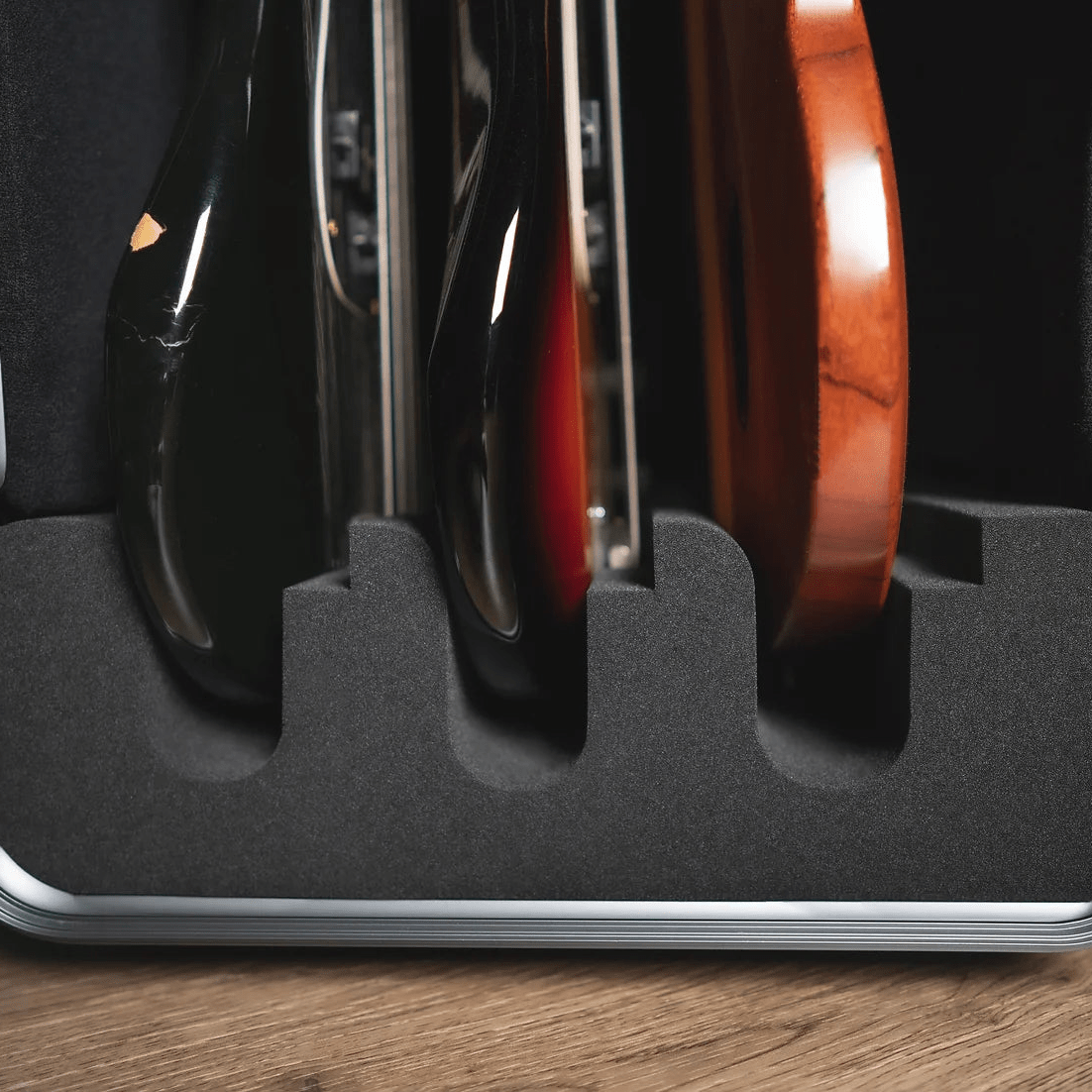 Why Airport Security Rips Your Bag Apart (And How We Engineered the Fix) - QUANTUM INDUSTRIES