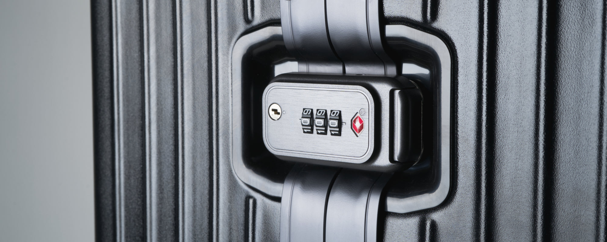 クオンタムインダストリーズ