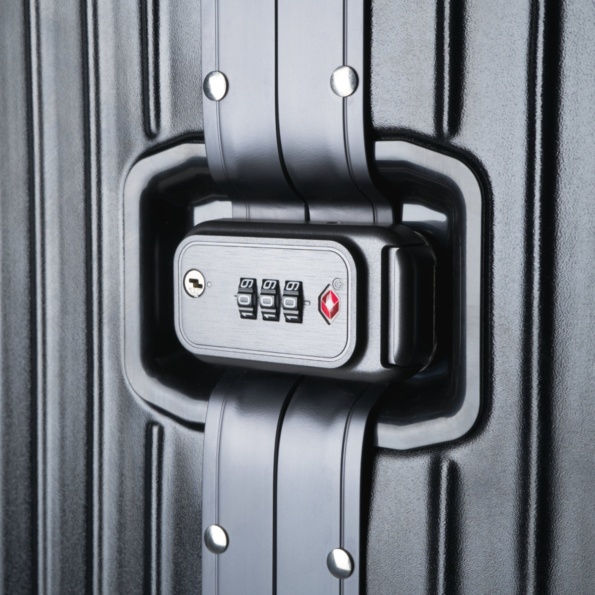 専用ハードケース付エレキギター GTX - 三本用エレキギターハードケース