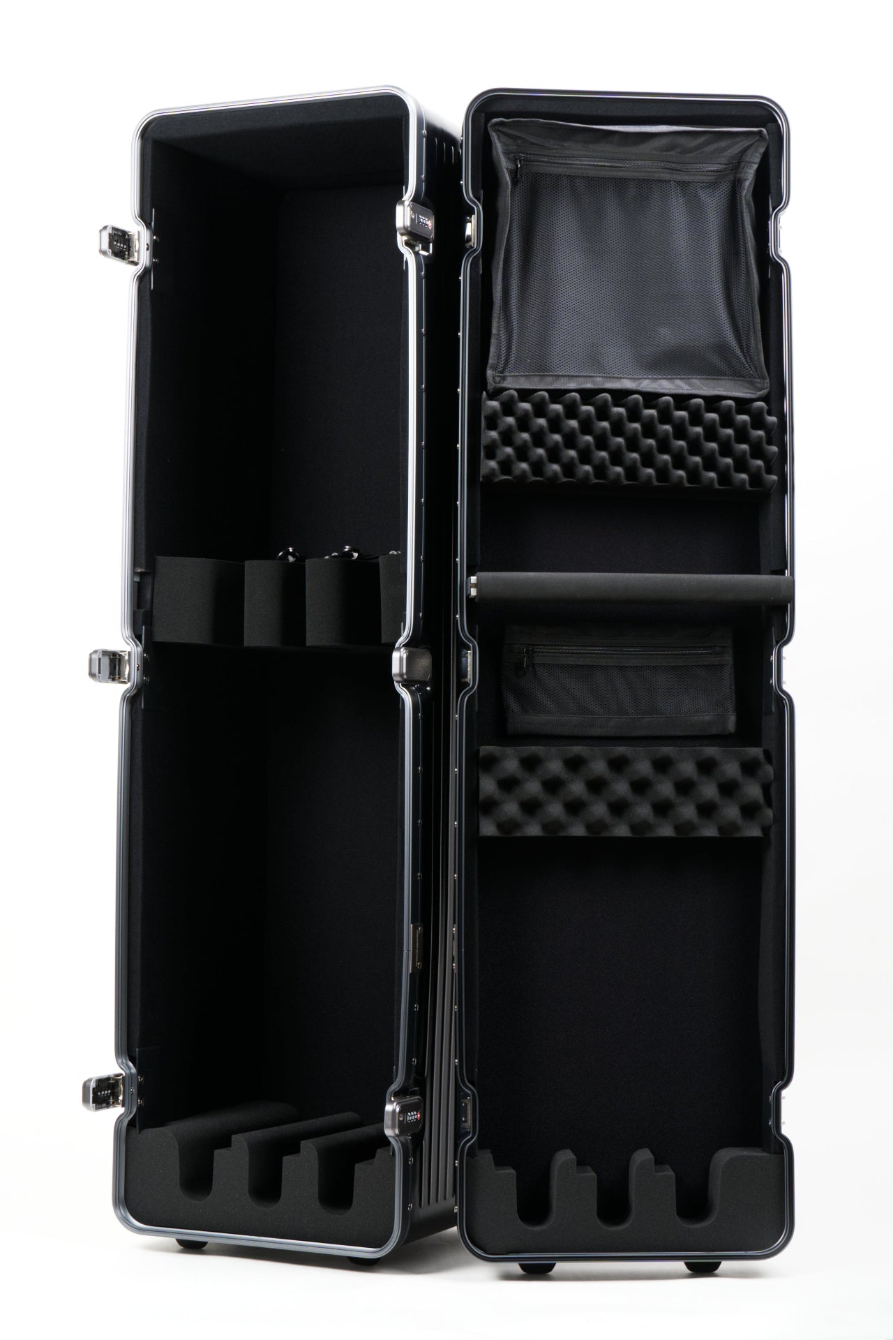BGX Triple Bass Case Open