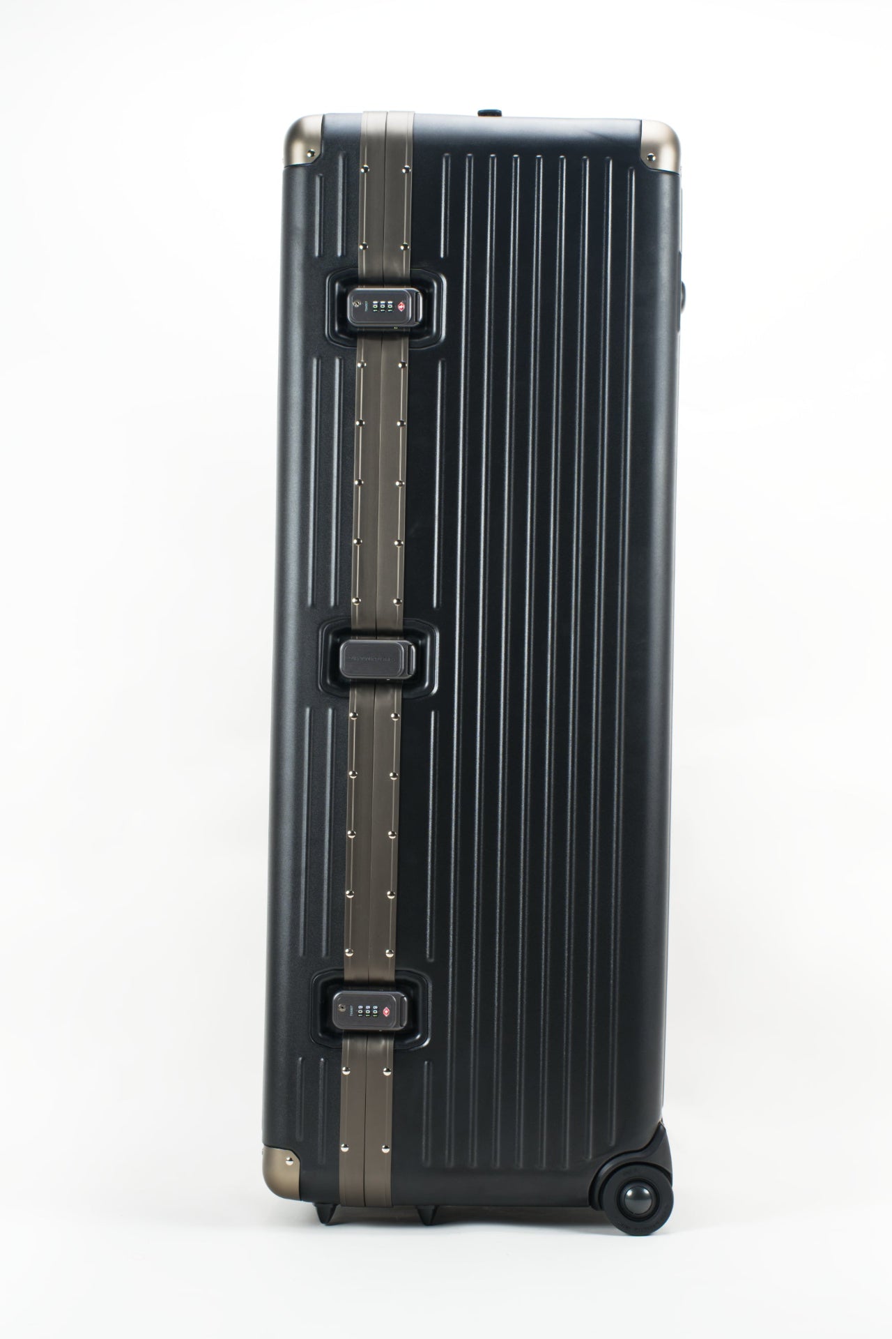 G2X Double Electric Guitar Case Side View Closed