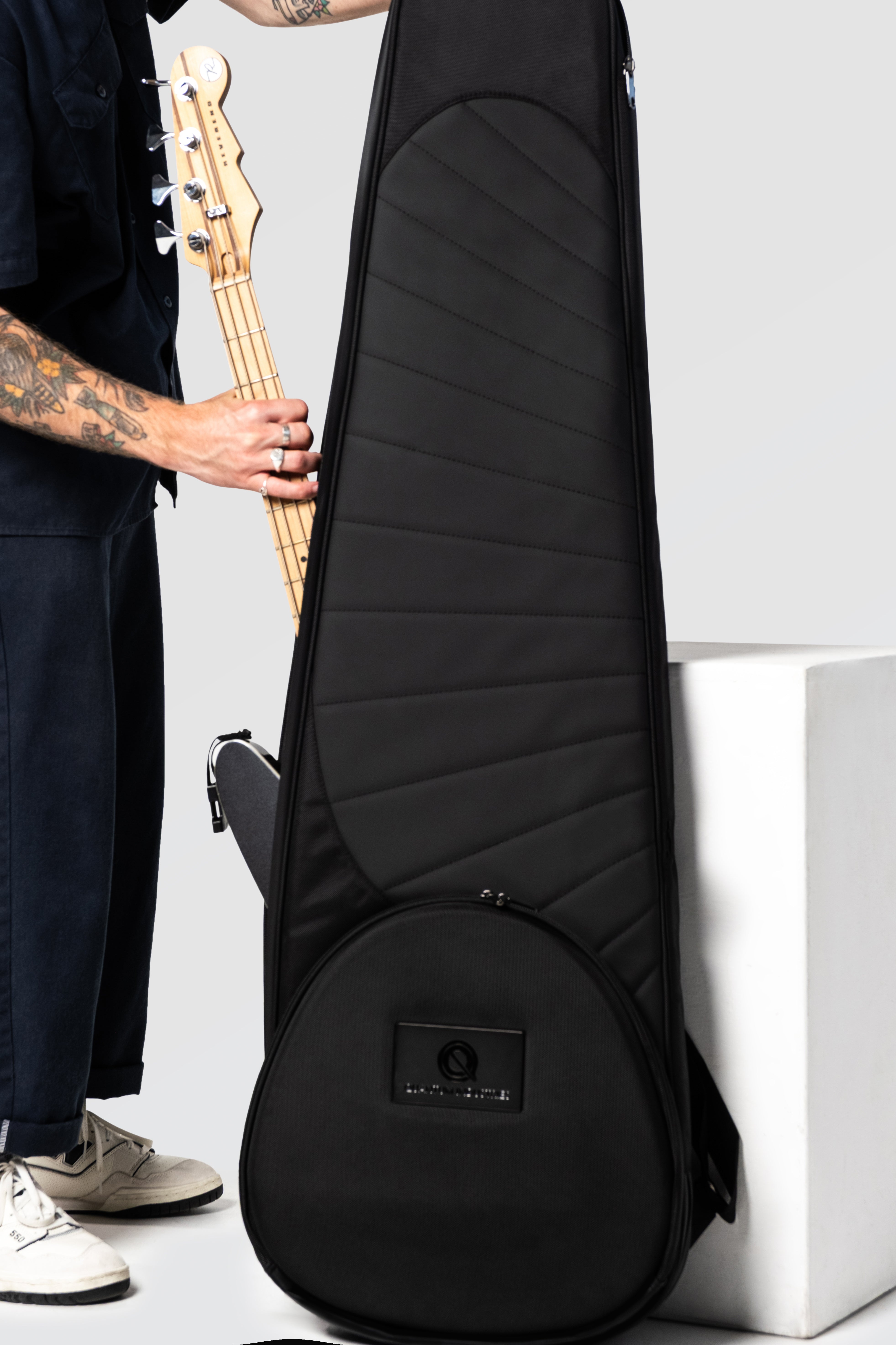 B80K - Electric Bass Guitar Bag