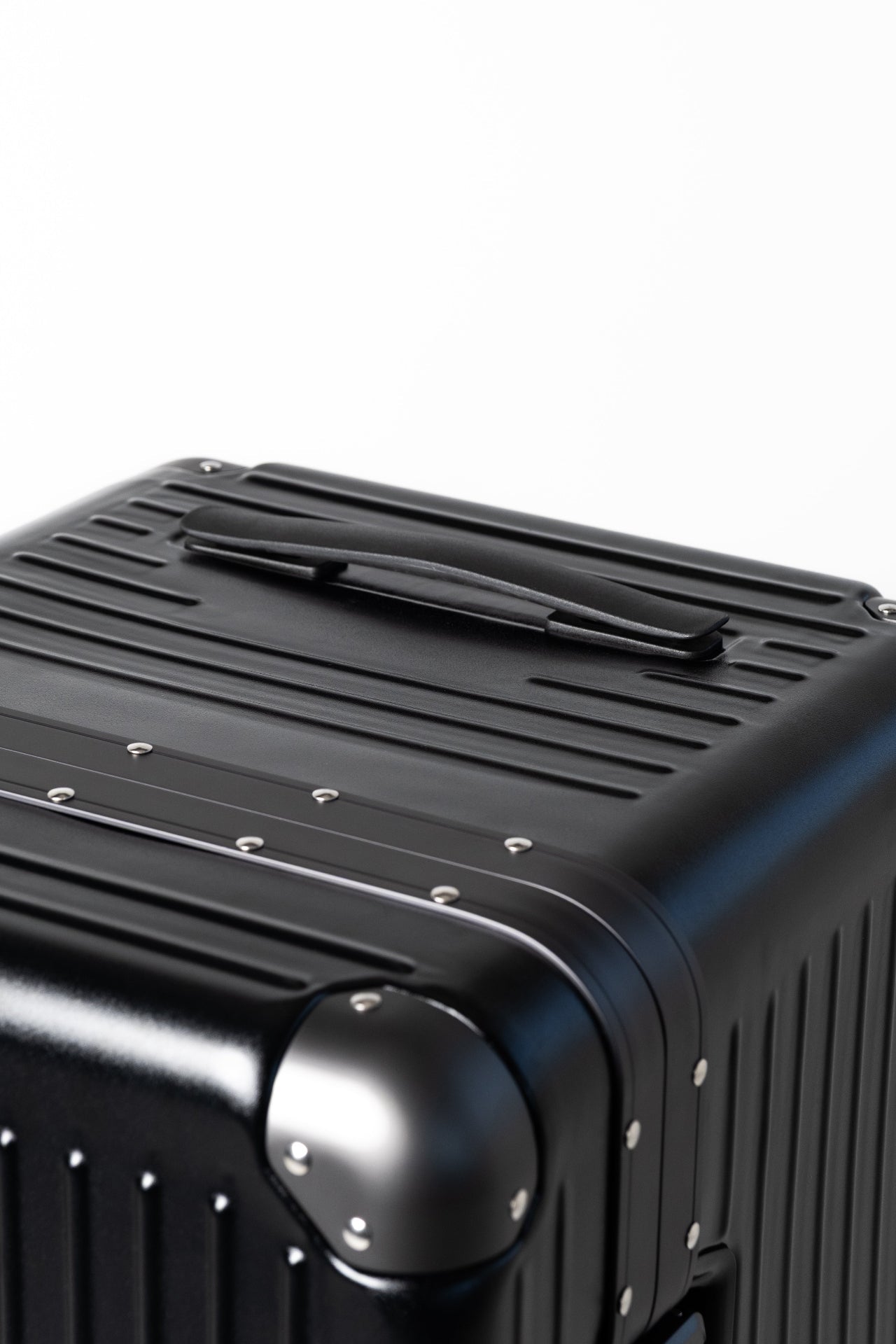 GTX - Triple Guitar Case - Top Handle - QUANTUM INDUSTRIES