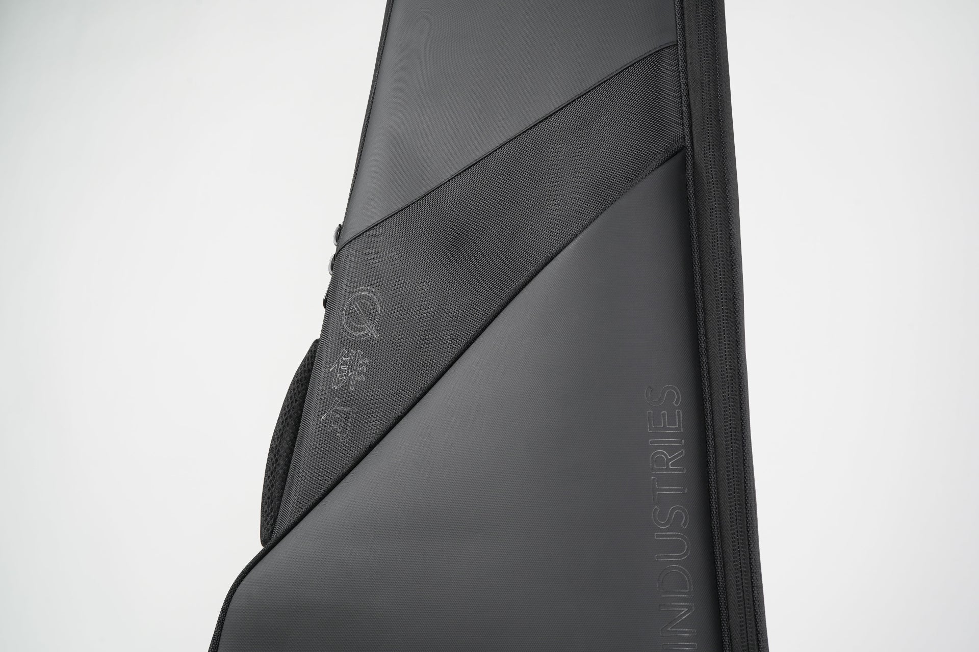 HAIKU - Bass Guitar Bag - QUANTUM INDUSTRIESGuitar BagHBX