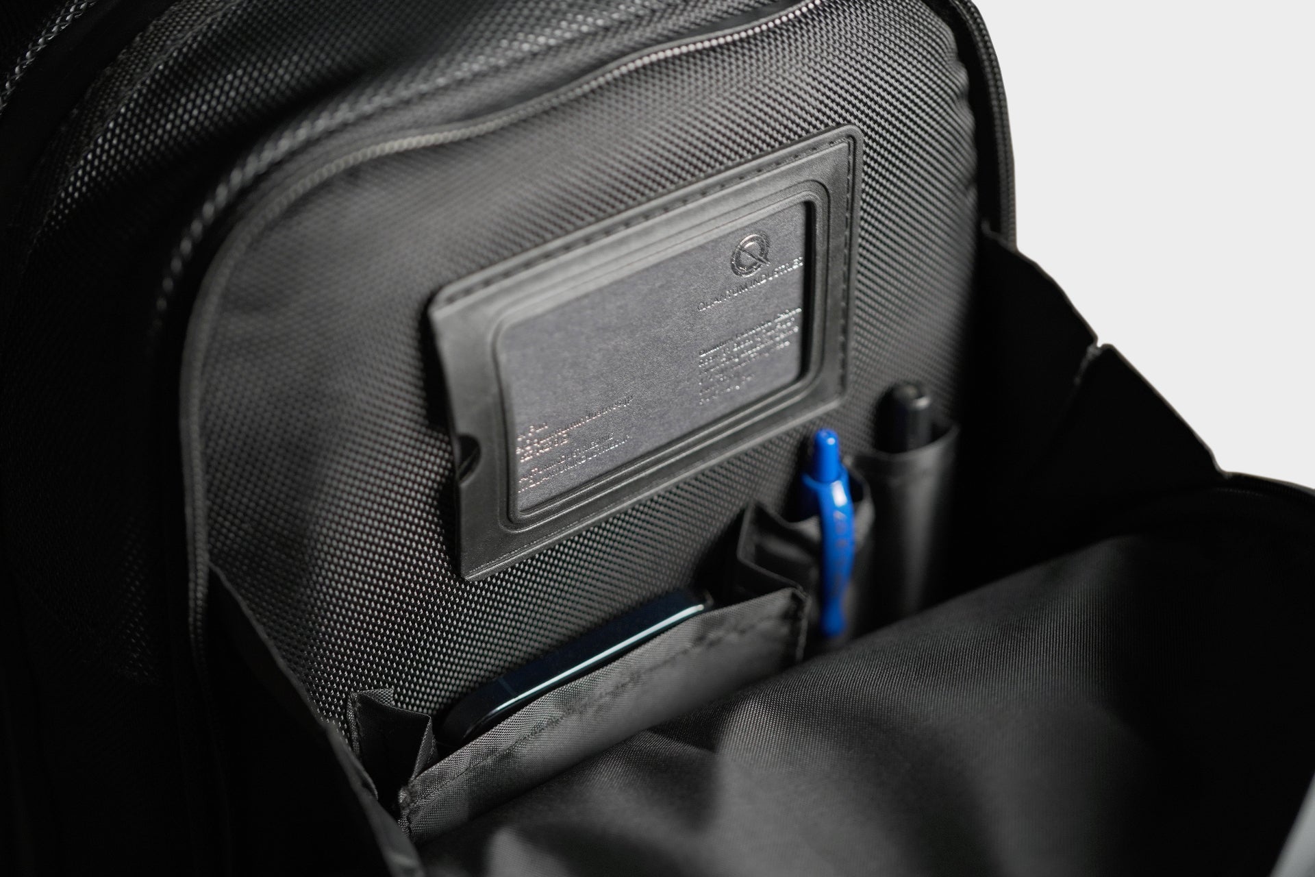 Q - SERIES - Headless Guitar Bag - QUANTUM INDUSTRIESGuitar BagQHS