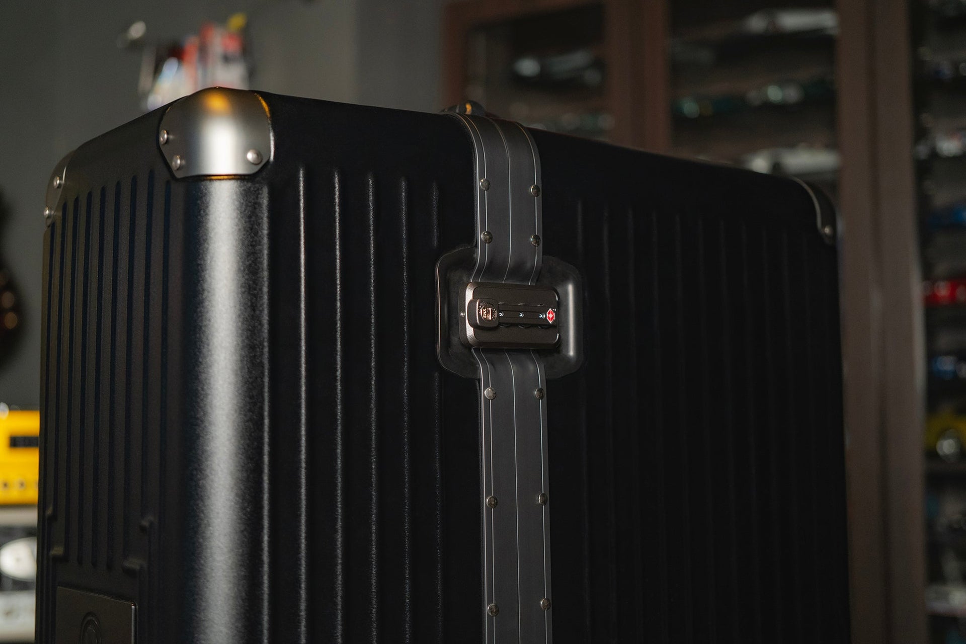 VXP - Double Extreme Guitar Case - QUANTUM INDUSTRIESTravel CaseVXPDEV