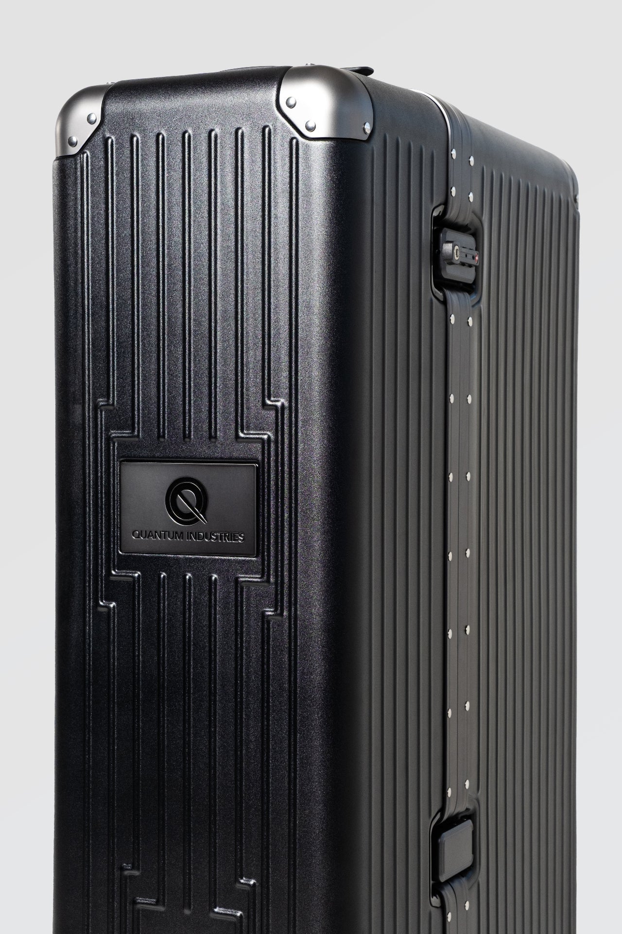 VXP Double Extreme Electric Guitar Vault Case - Heavy Duty Protection