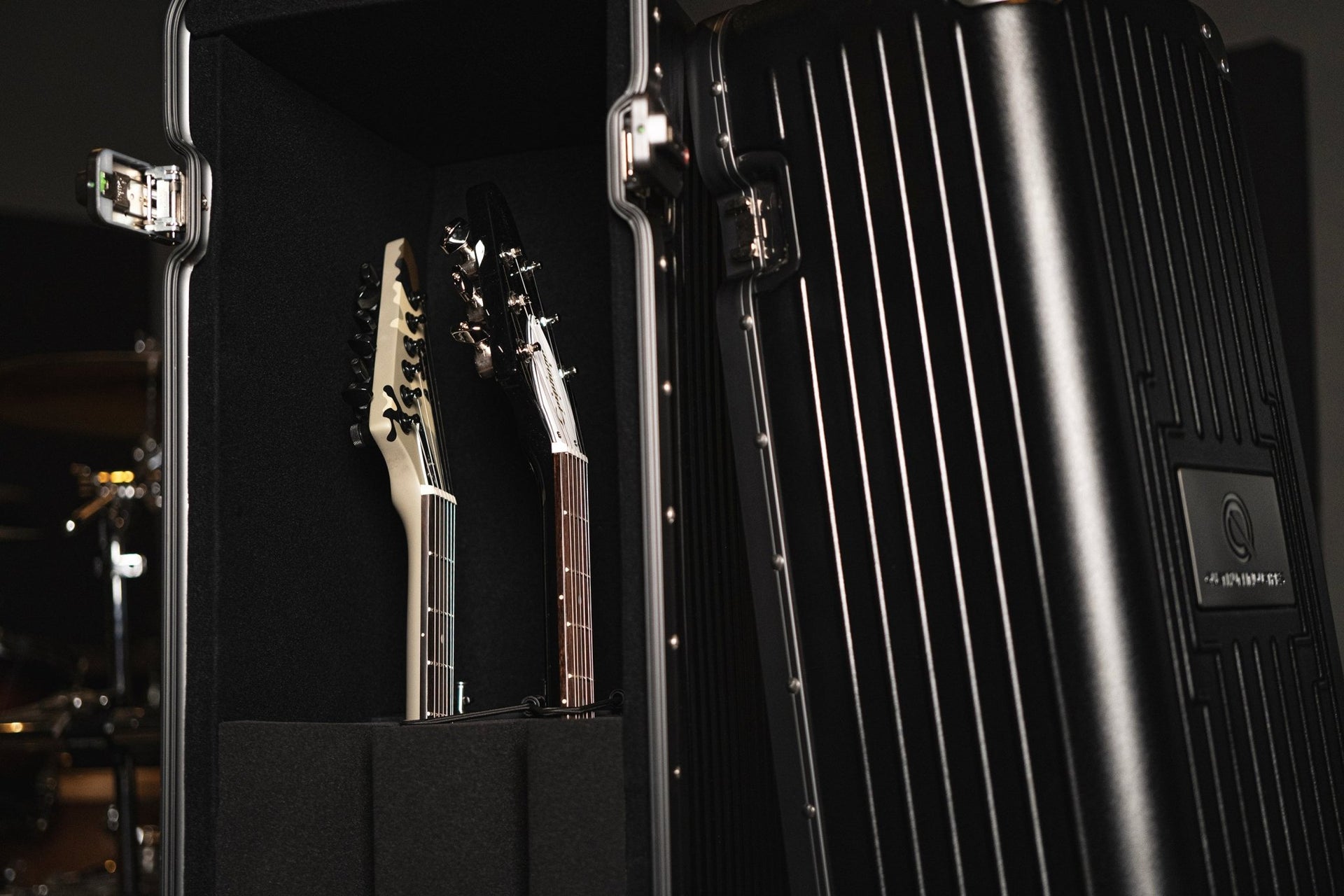 VXP - Double Extreme Guitar Case - QUANTUM INDUSTRIESTravel CaseVXPDEV